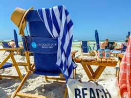 5BR Home w/ Beach Access, Pool, Bikes & Tram - Image 4