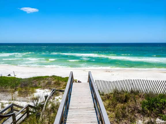 Walk to Rosemary, Resort Pool, Bikes, Beach Gear - Image 4